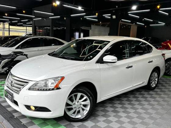 NISSAN SENTRA 2.0 SV 16V FLEX 4P AUTOMÁTICO